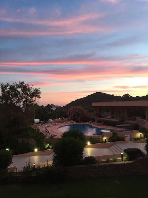 F2 Vue Mer Dans Residence Avec Piscine Ajaccio  Ngoại thất bức ảnh